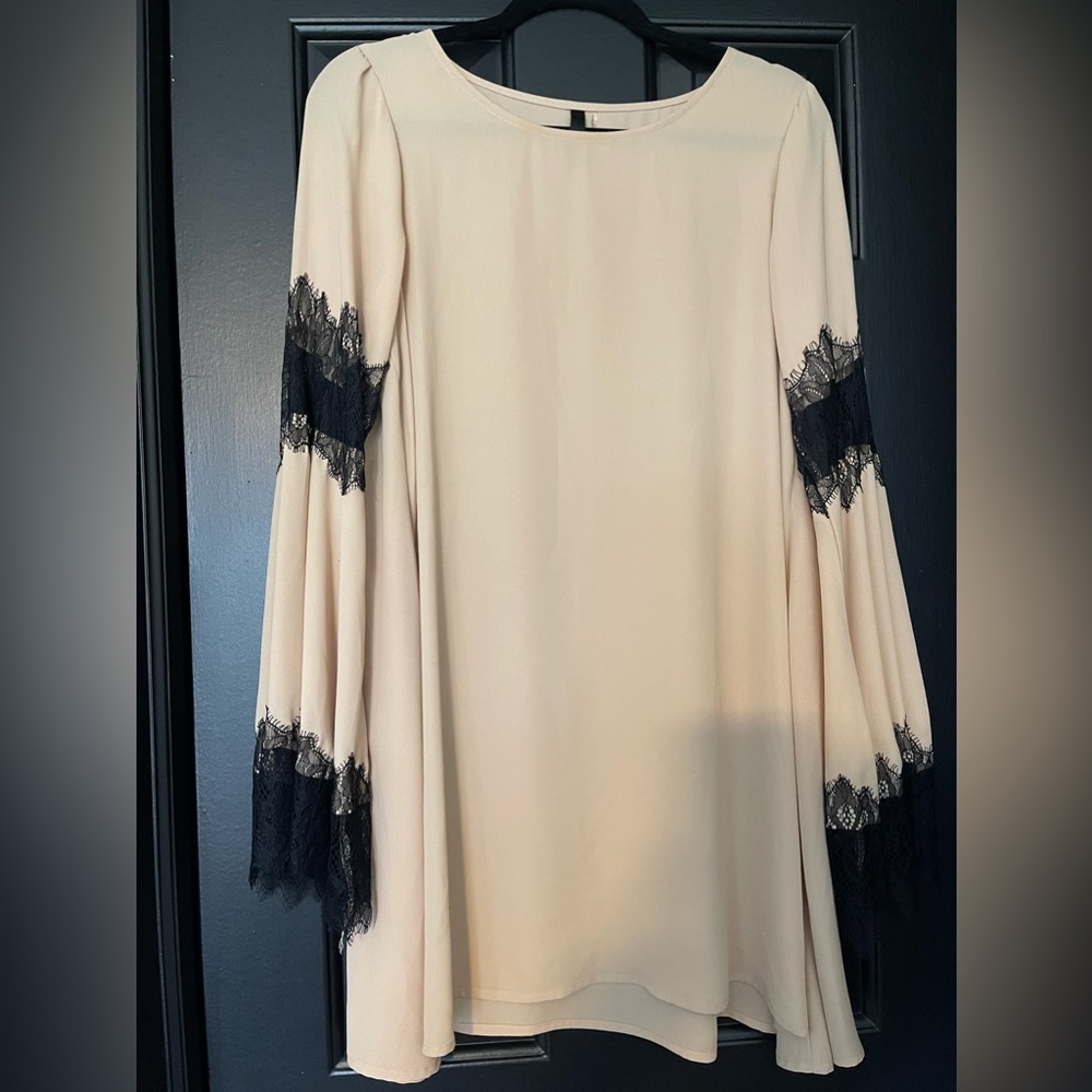 Elon shirt or dress. Size large. Oversized fit.